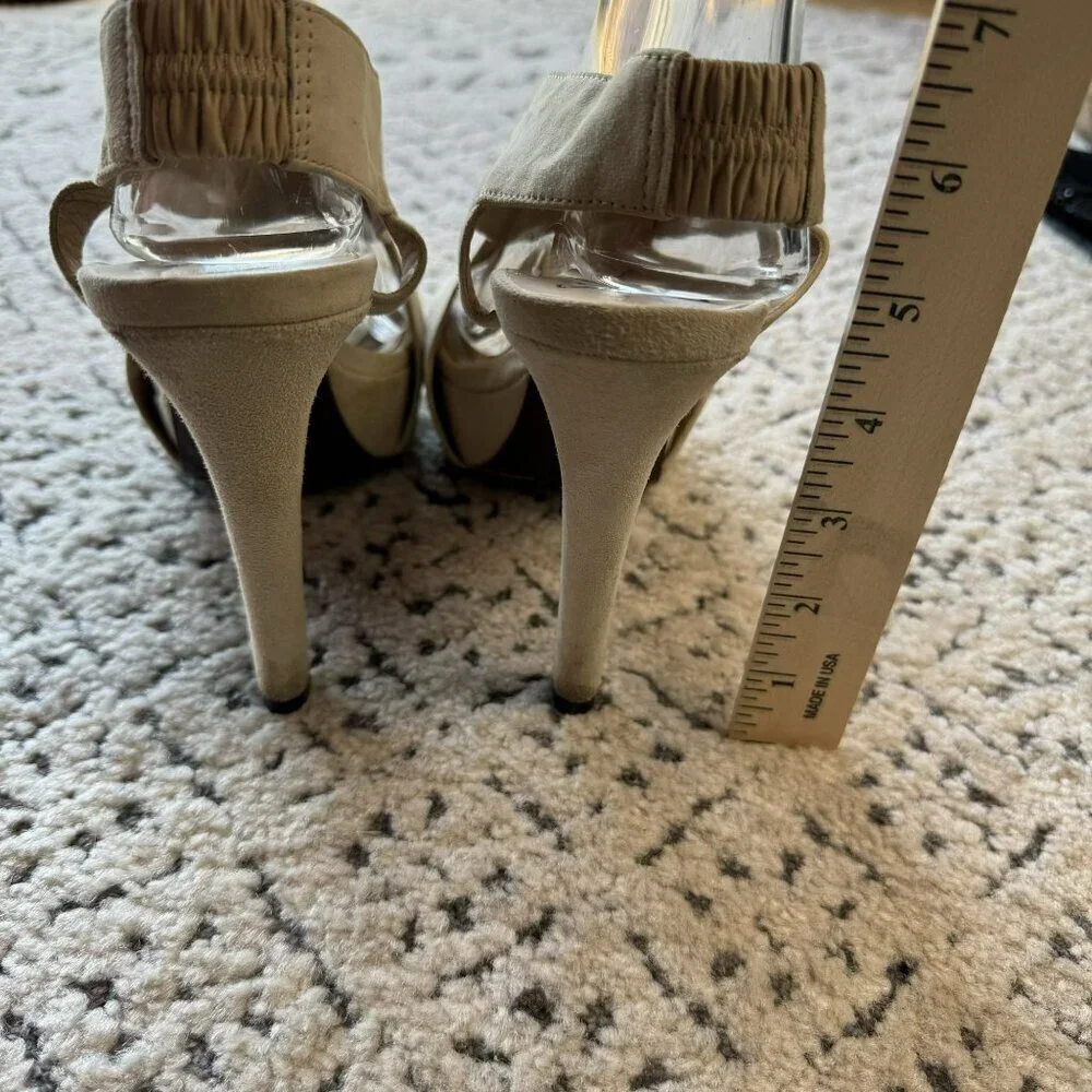 Diane Von Furstenberg Beige Suede Peep-Toe Heels 4.5